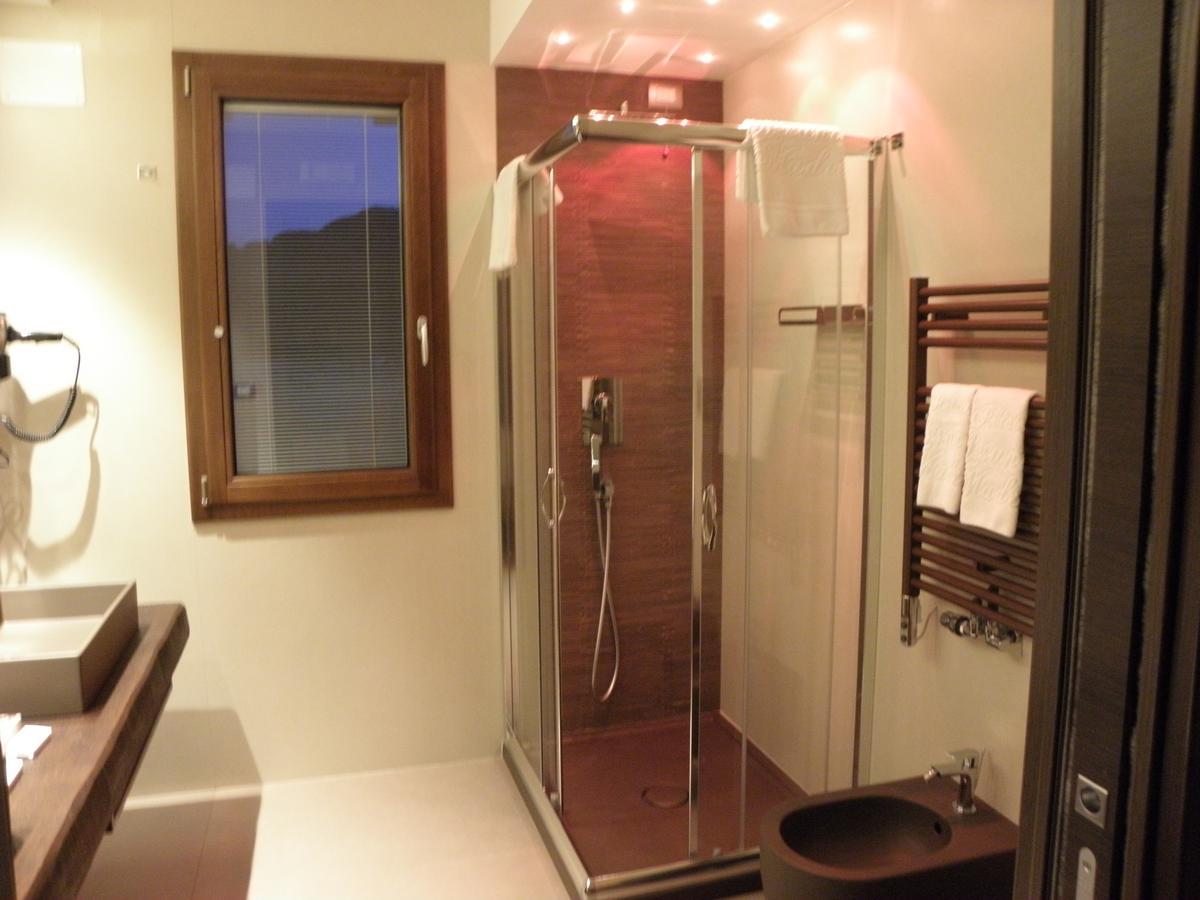 Relais Assunta Madre Hotel Ривизондоли Екстериор снимка